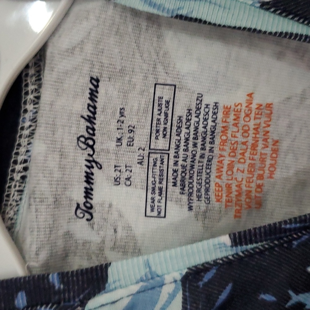 TOMMY BAHAMA KIDS - Picture 2 of 4